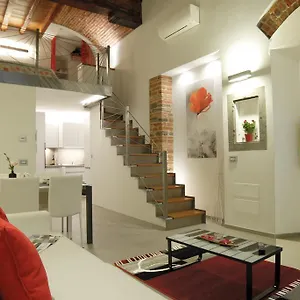 https://la-perla-florence.it-tuscanyhotel.com