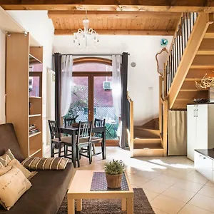 https://at-2mn-from-the-train-station-terrace.hotelinveneto.com